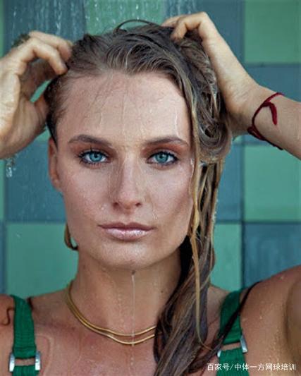 后时仍敢在 后时仍敢在