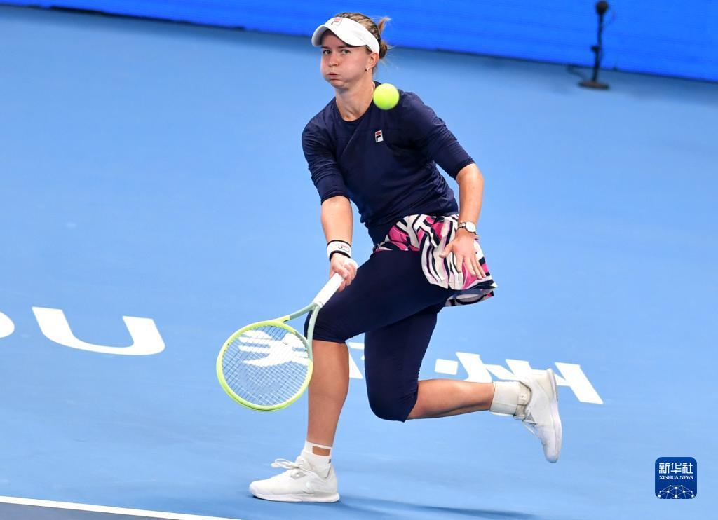 调整队形来 调整队形来