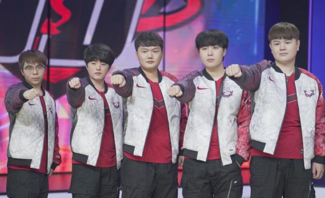 离队他将留 离队他将留